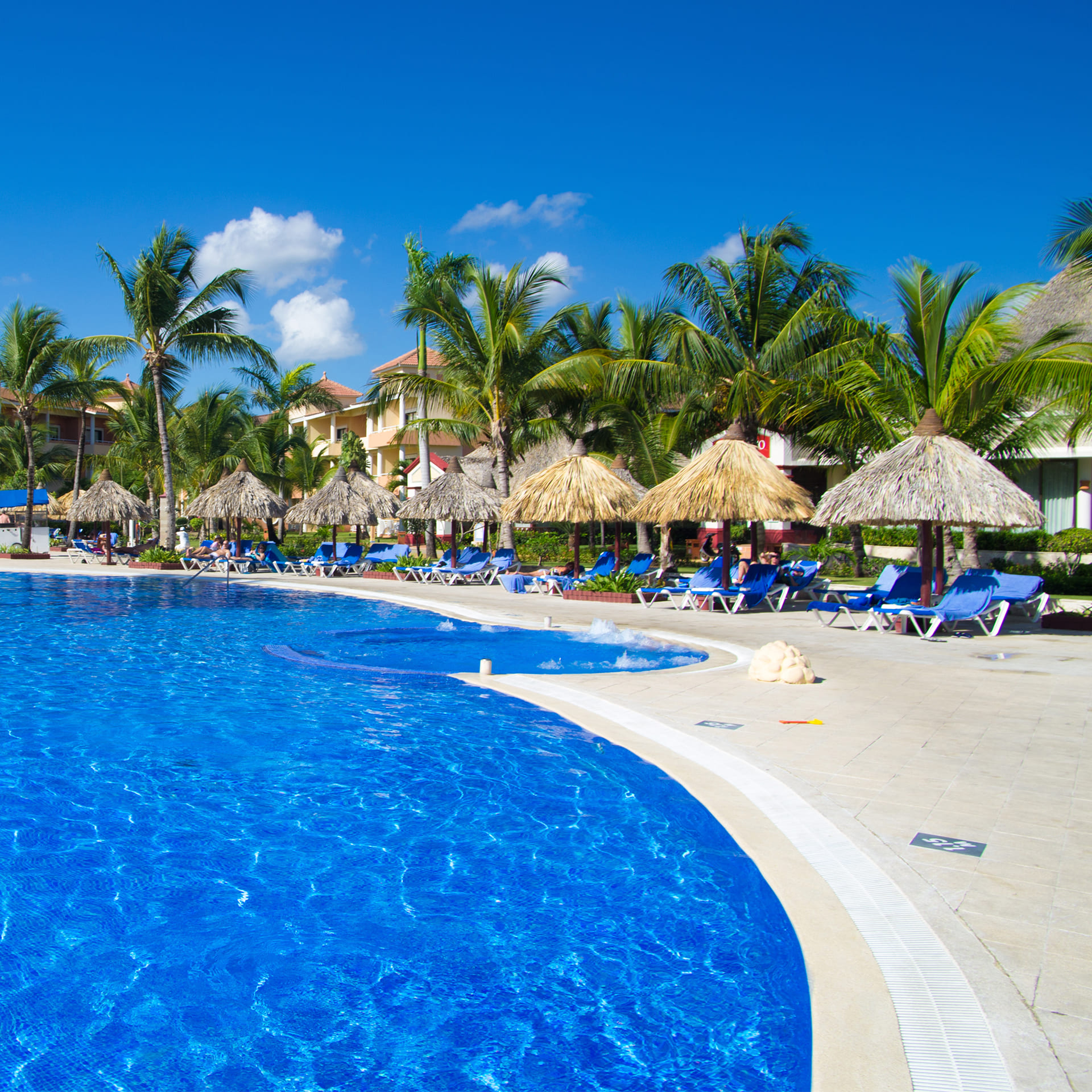 Como utilizar Pedrex em clubes e áreas de lazer com piscina